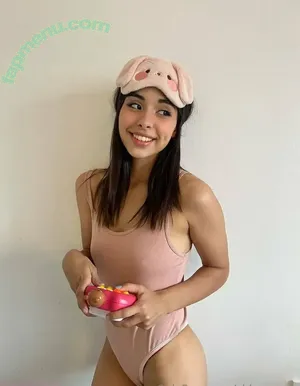 chloe.yung / itschloeyoung nude photo #0025