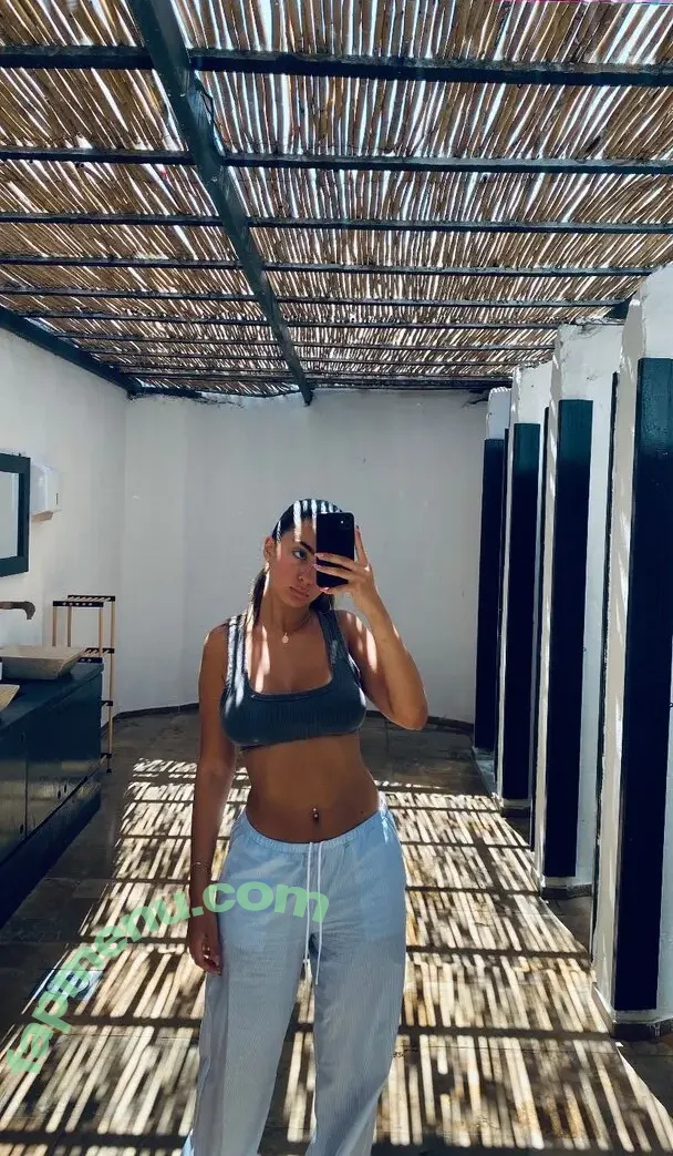 chloeabouserhal nude photo #0008 (chloealvara)