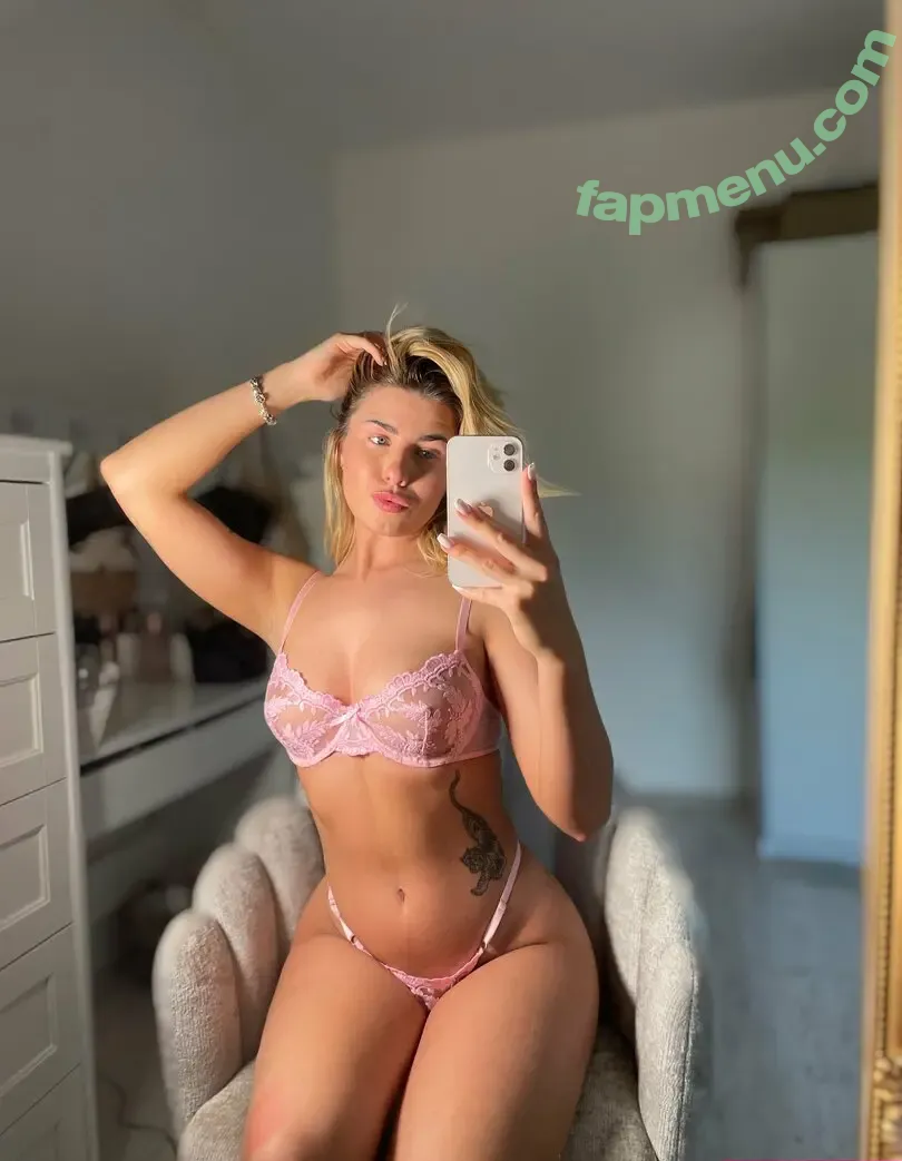 chloeadams nude photo #0058 (chloeadamsmusic)