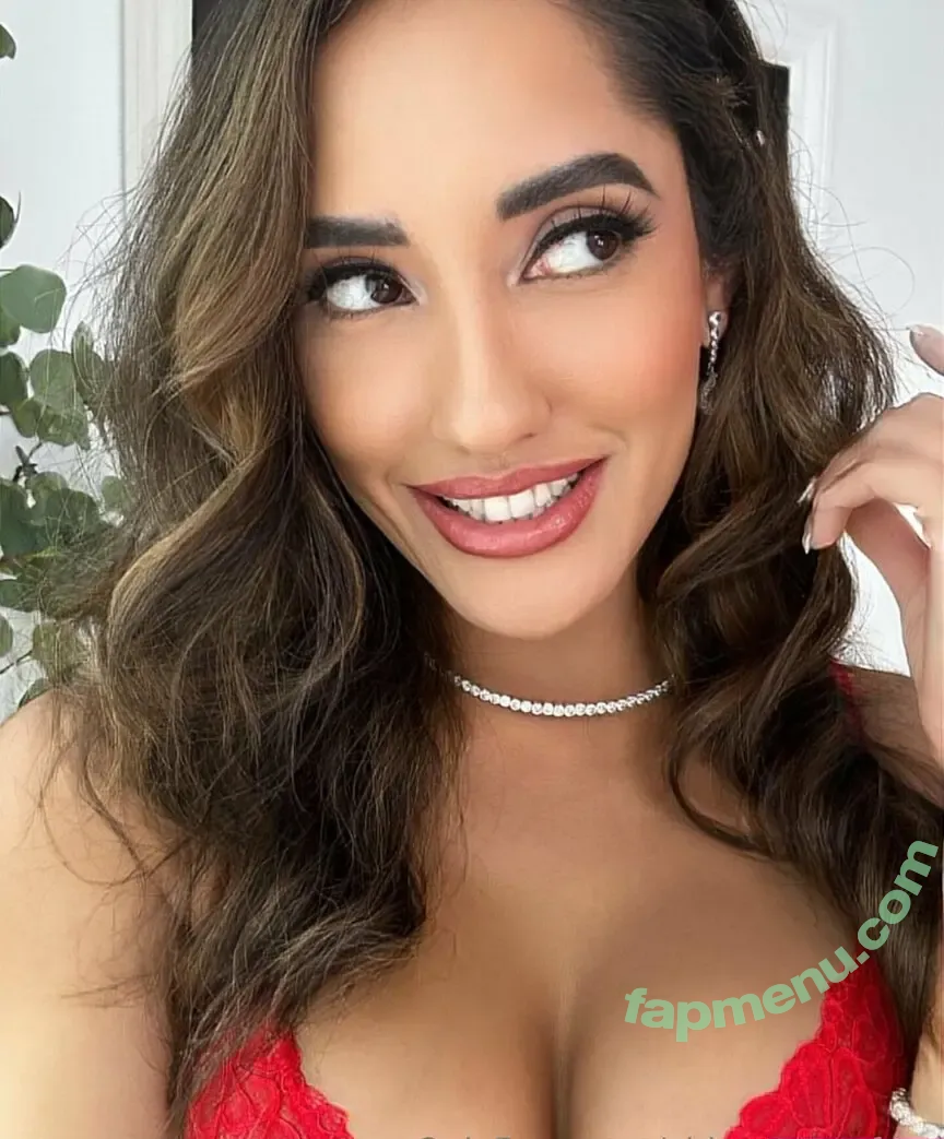 chloeamourfree nude photo #0094 (chloepmooree)