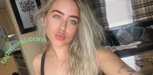 Chloeeelynch nude photo #0009