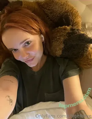 chloefoxxe / chloefoxxe2.0 nude photo #0085