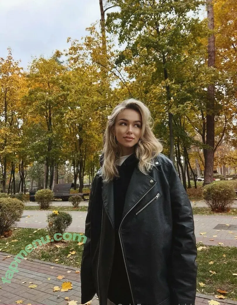 chloeheels nude photo #0021 (art_and_swear_words)