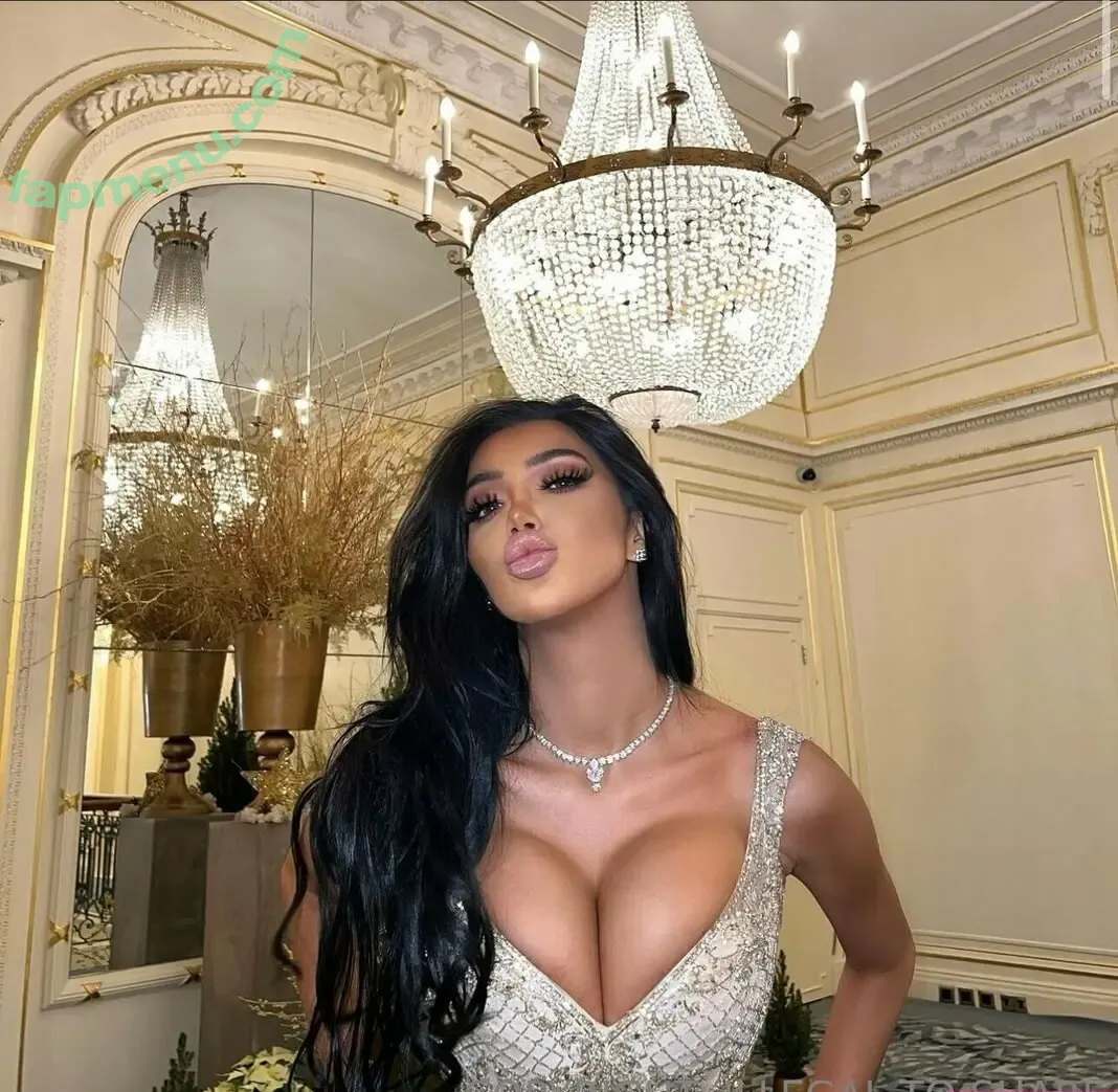 chloekhan nude photo #0109 (chloe.khan)
