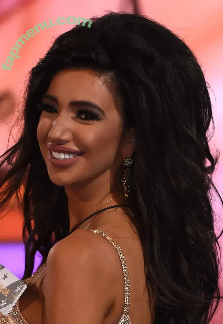chloekhan nude photo #0158 (chloe.khan)