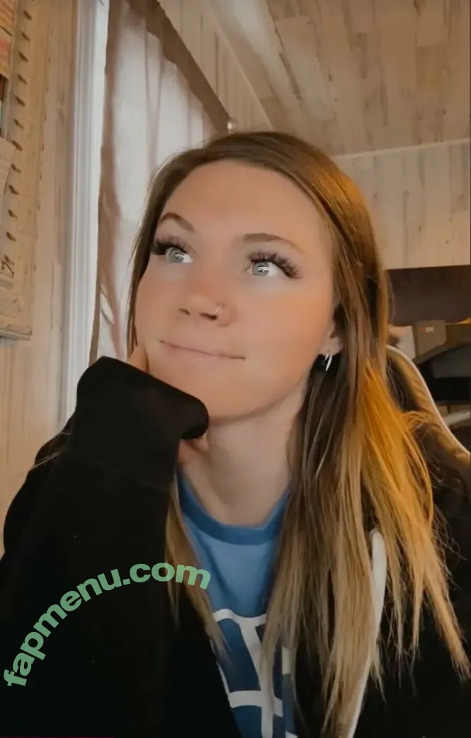 chloeklinexo nude photo #0029 (chloeklinexo)