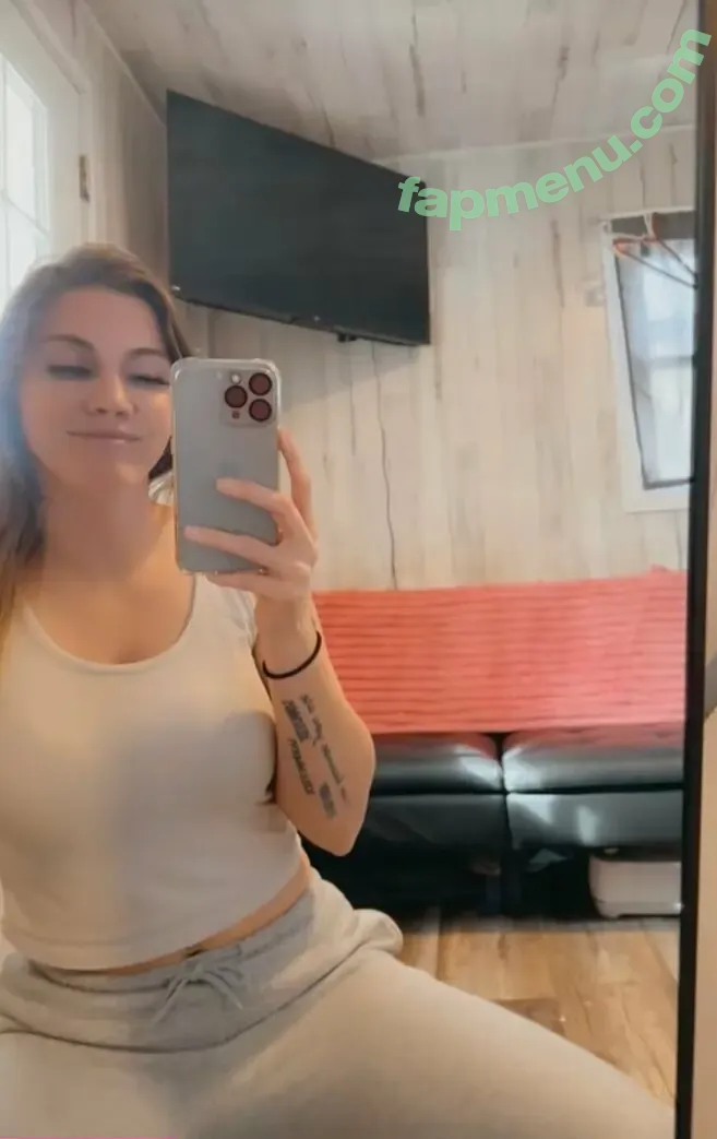 chloeklinexo nude photo #0037 (chloeklinexo)