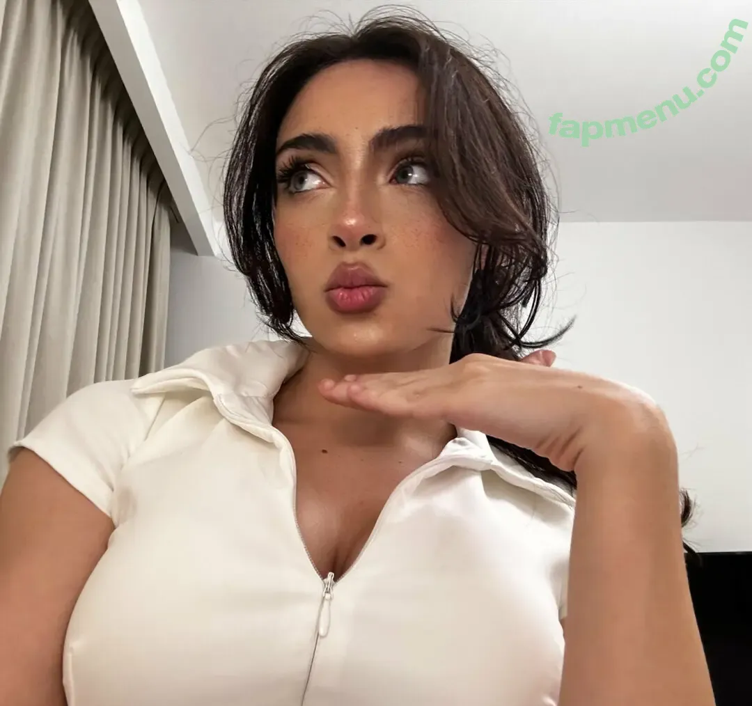 chloemarini nude photo #0019 (chloemarinii)