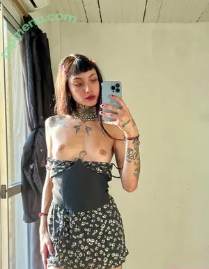chloemist / chloemist_adventures nude photo #0019