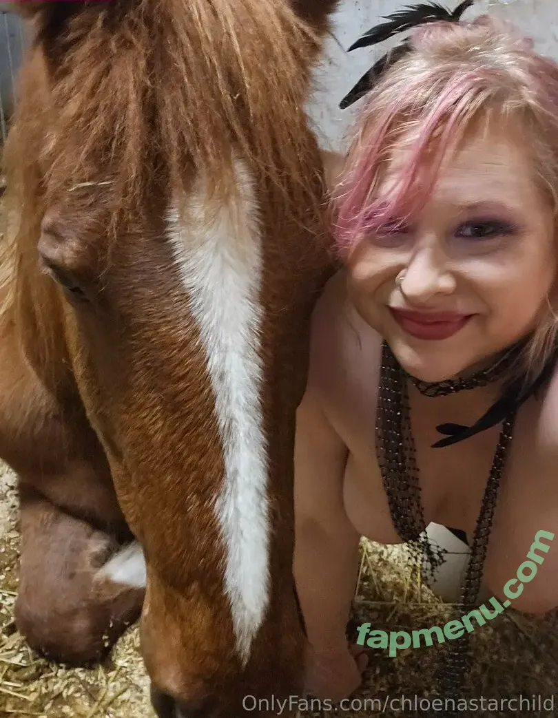 chloenastarchild nude photo #0003 (chloenastarchild)