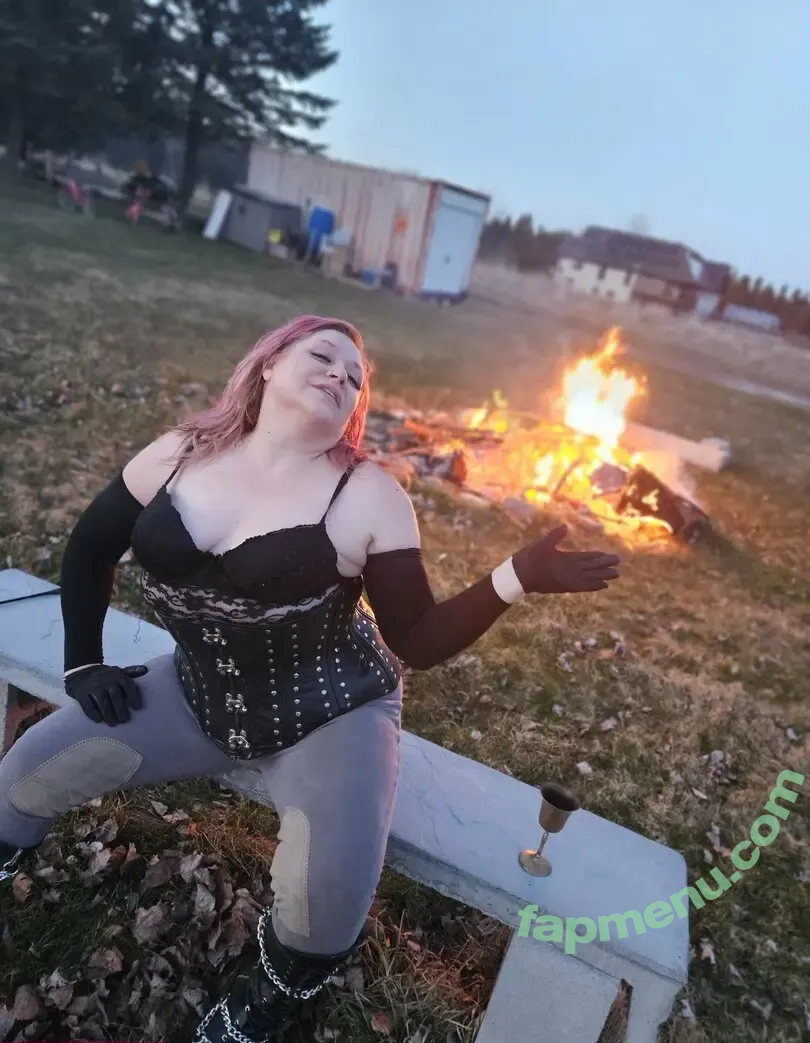 chloenastarchild nude photo #0019 (chloenastarchild)