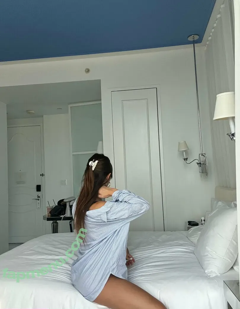 chloerosenbaum nude photo #0067 (chloerosenbaum)