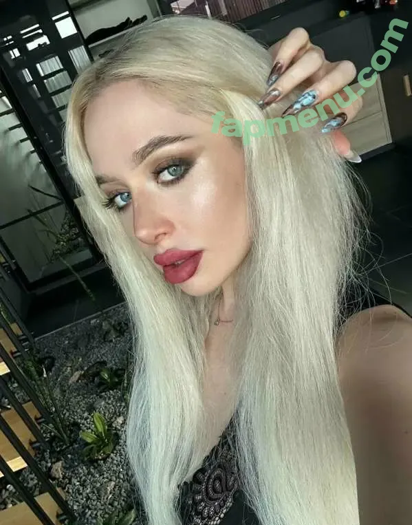 Chloeziva nude photo #0221 (chloe_ziva_official / chloeziva_vip)