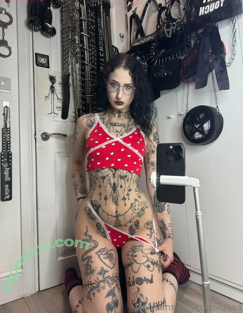 chlolunaa nude photo #0012 (chl0lunaa)