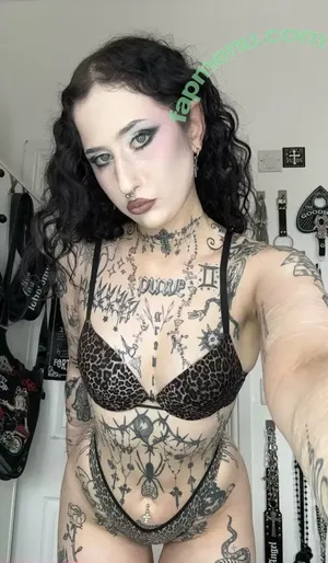 chlolunaa / chl0lunaa nude photo #0018
