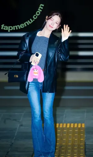 Cho Mi-yeon / noodle.zip nude photo #0116