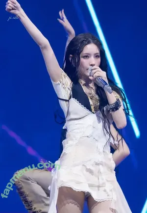 Cho Mi-yeon / noodle.zip nude photo #0130