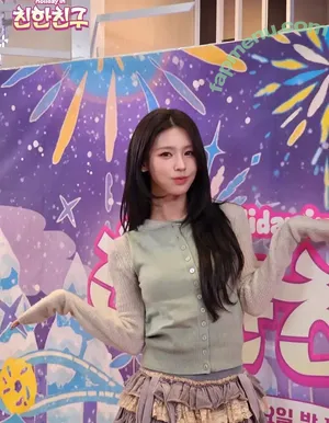 Cho Mi-yeon / noodle.zip nude photo #0143