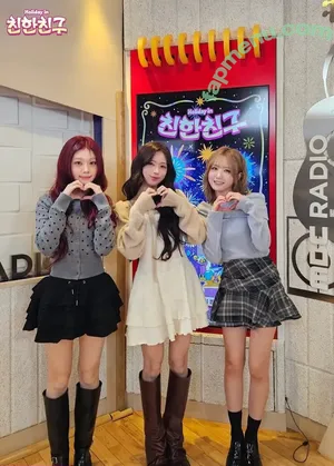 Cho Mi-yeon / noodle.zip nude photo #0144