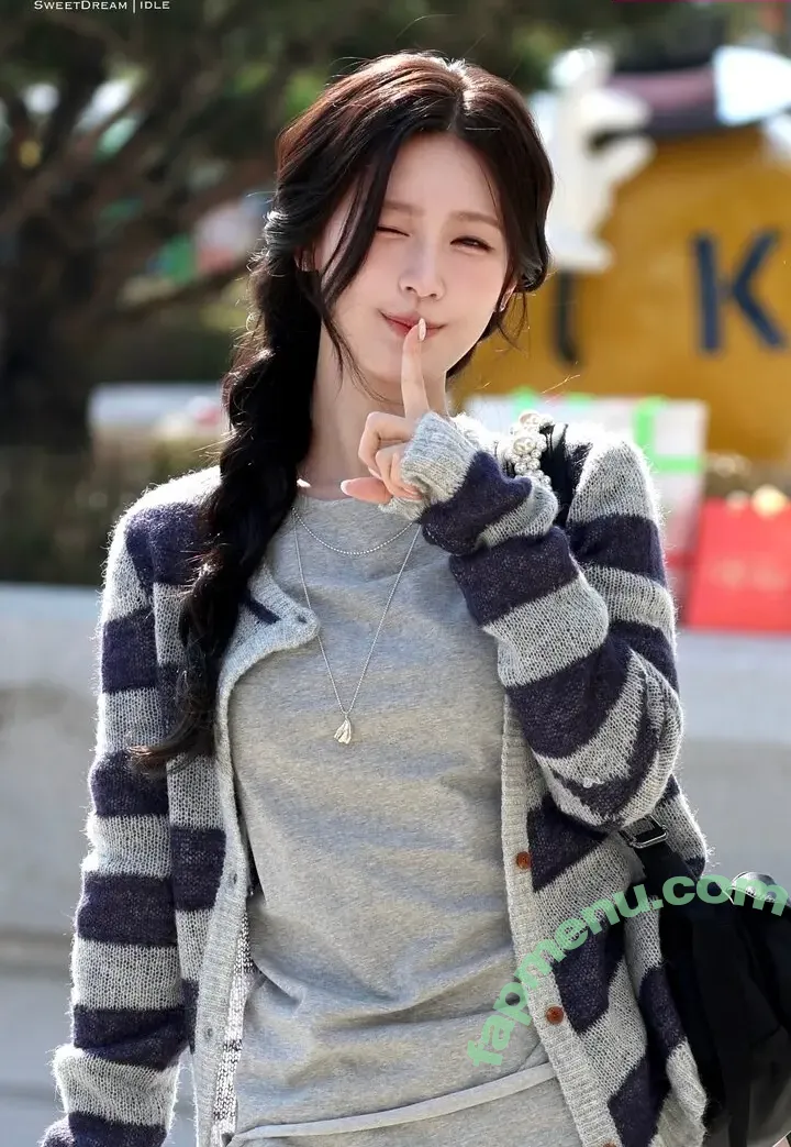 Cho Mi-yeon nude photo #0085 (noodle.zip)