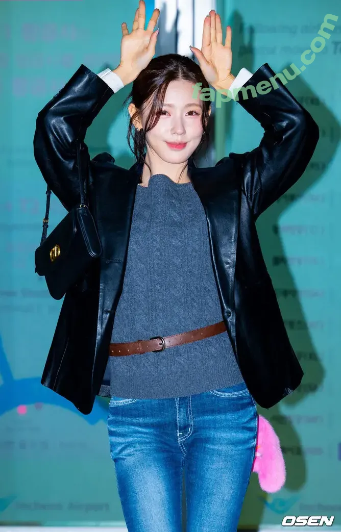 Cho Mi-yeon nude photo #0123 (noodle.zip)