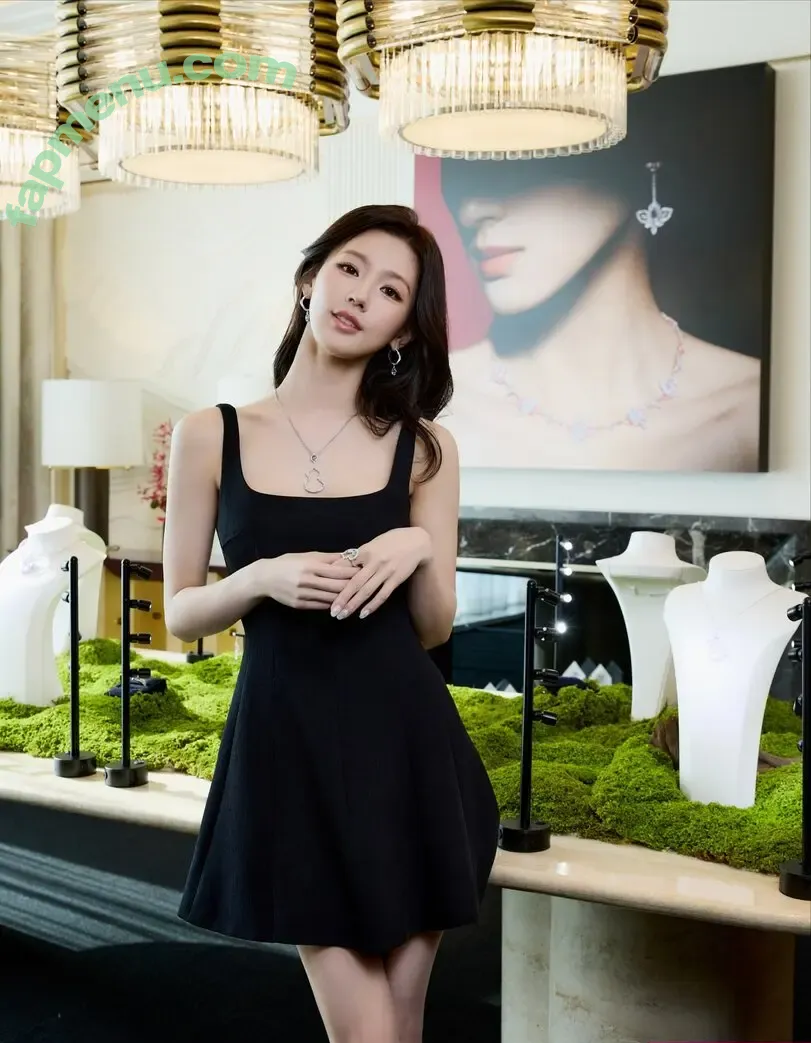 Cho Mi-yeon nude photo #0129 (noodle.zip)