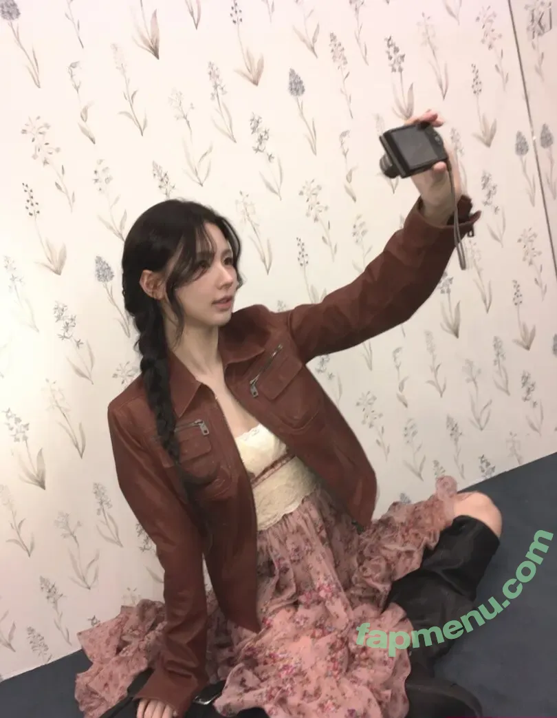 Cho Mi-yeon nude photo #0191 (noodle.zip)