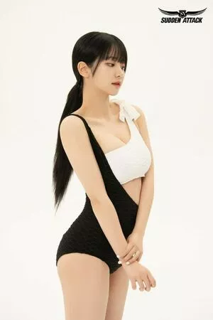 chodan_ / choda._.n / sargonakcn / 쵸단_ nude photo #0012