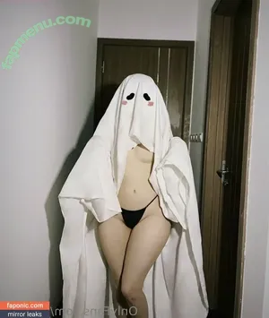 nude photo #0005