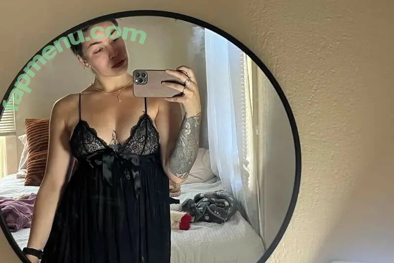 Cholc nude photo #0009 (Chloe Cope / chlolc / chocolateshoppeicecream)