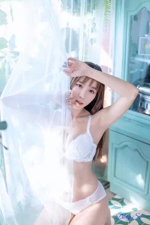 Chopperting / chopperyuting / 張宇婷 nude photo #0232