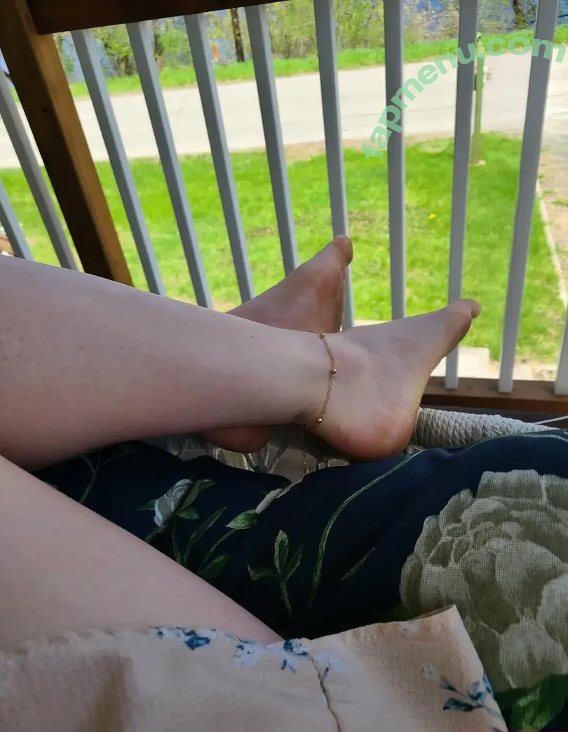 choupettes_pinky_toe nude photo #0003 (choupettes_pinky_toe)