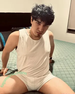 chrisbrat / chris.bratt nude photo #0009
