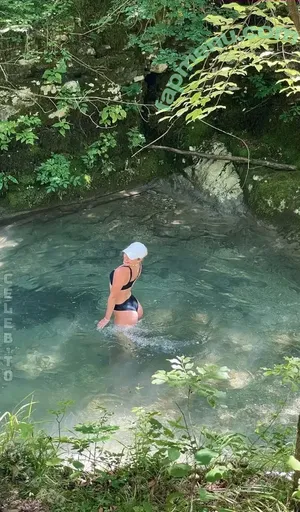 Chrisii_l nude photo #0195