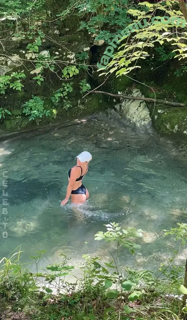 Chrisii_l nude photo #0195 (Chrisii_l)