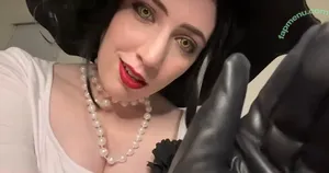 Chrissy Asmr / chrissyasmrofficial nude photo #0032