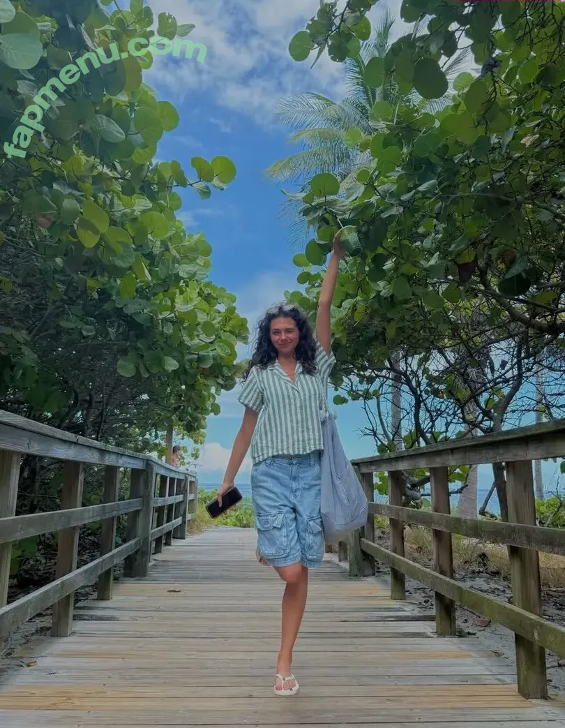 Chrissy Corsaro nude photo #0016 (chrissycorsaro / chrissyycorsaro)