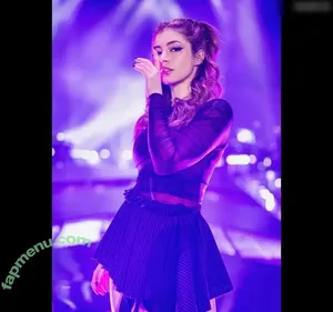 Chrissy Costansa / chrissycostanza nude photo #0070