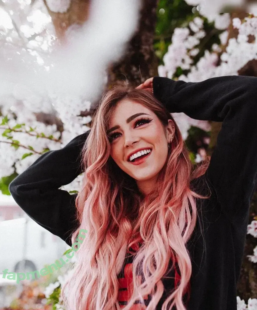 Chrissy Costansa nude photo #0101 (chrissycostanza / chrissyofficial / itschrissycostanza)