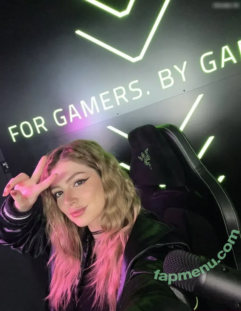 Chrissy Costansa nude photo #0116 (chrissycostanza / chrissyofficial / itschrissycostanza)