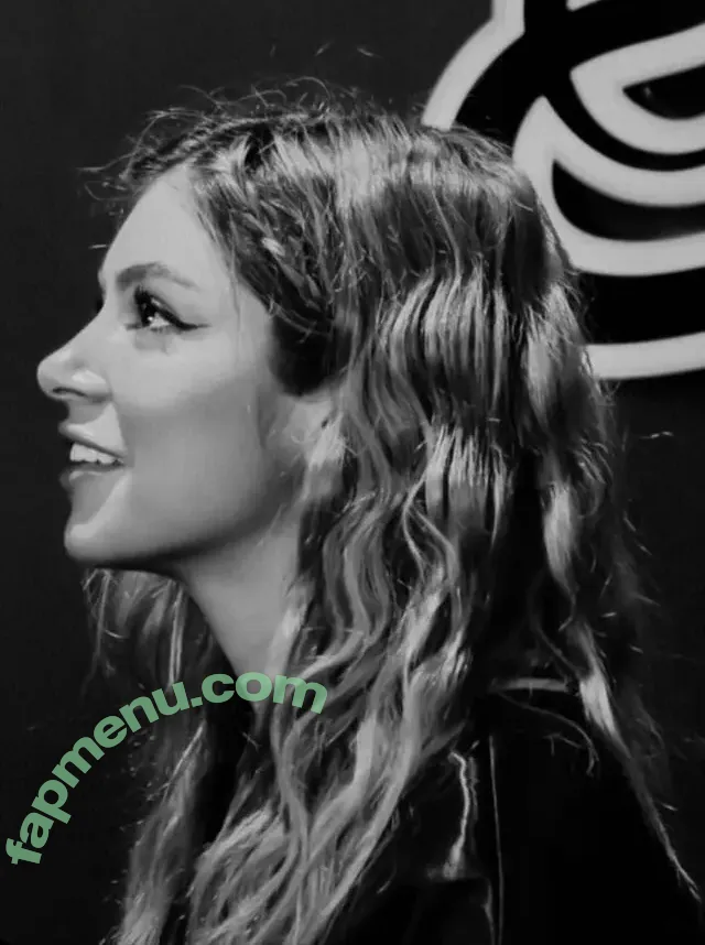 Chrissy Costansa nude photo #0127 (chrissycostanza / chrissyofficial / itschrissycostanza)