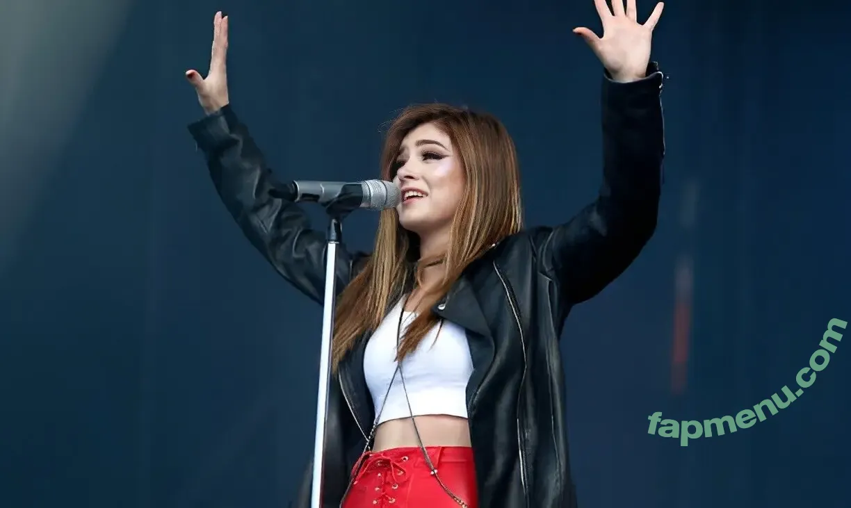 Chrissy Costansa nude photo #0134 (chrissycostanza)