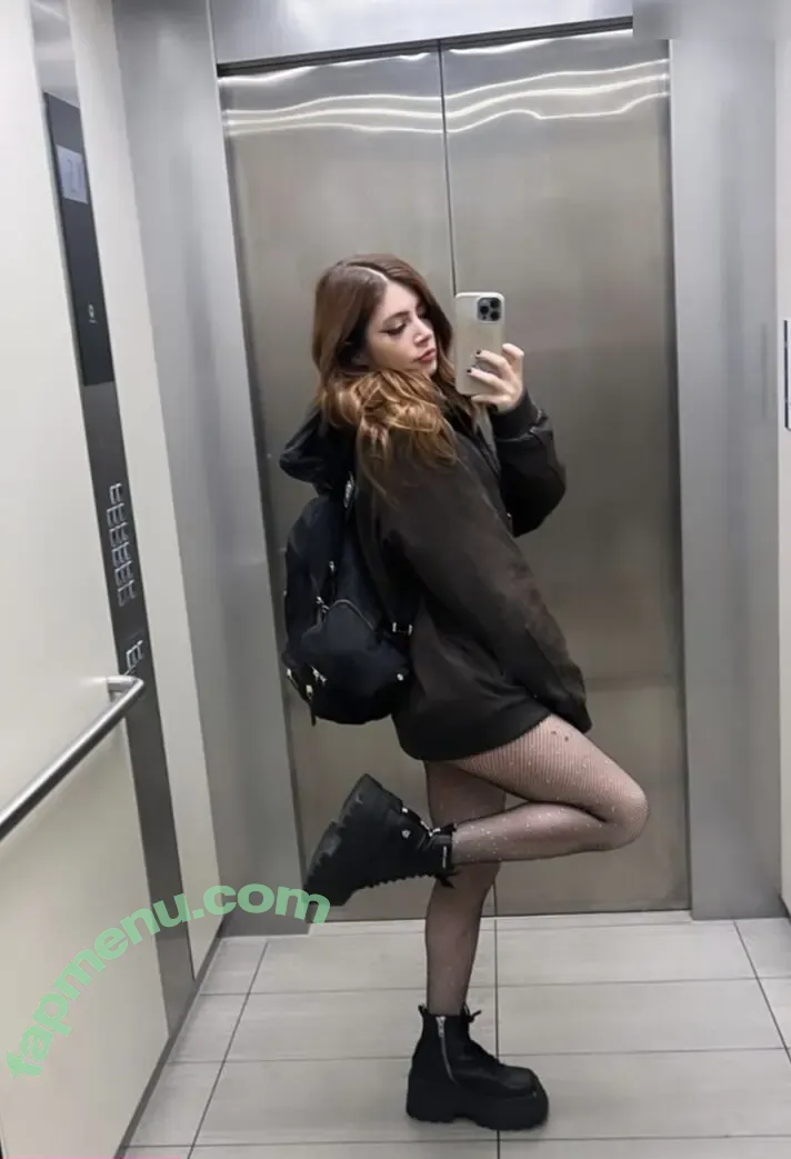 Chrissy Costansa nude photo #0163 (chrissycostanza)