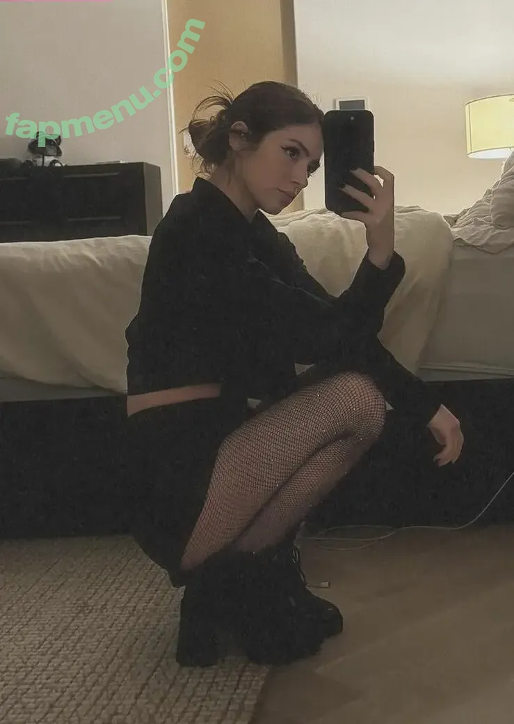 Chrissy Costansa nude photo #0185 (chrissycostanza)