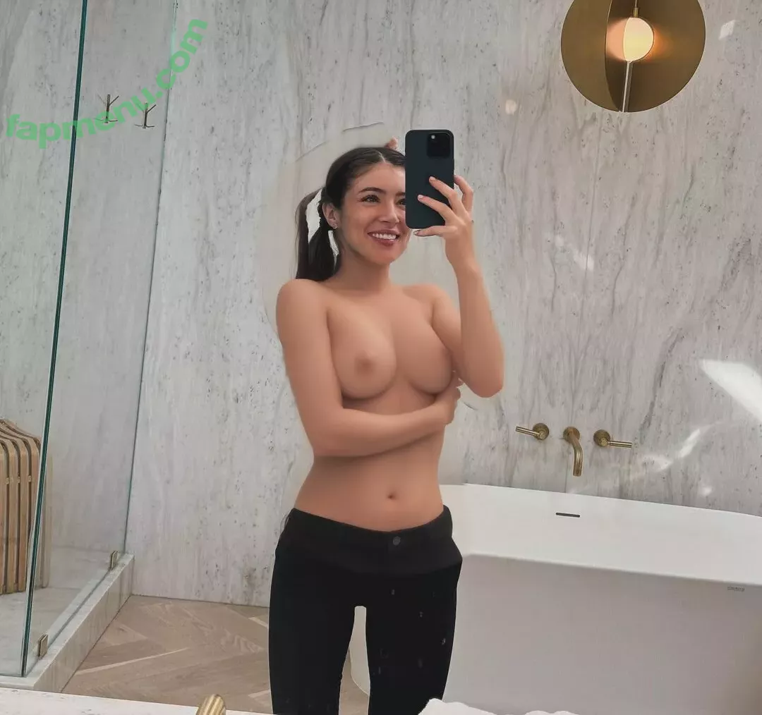 Chrissy Costanza nude photo #0073 (chrissycostanza)