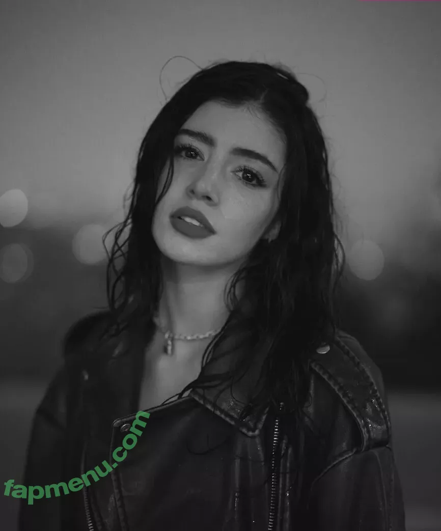 Chrissy Costanza nude photo #0222 (chrissycostanza)
