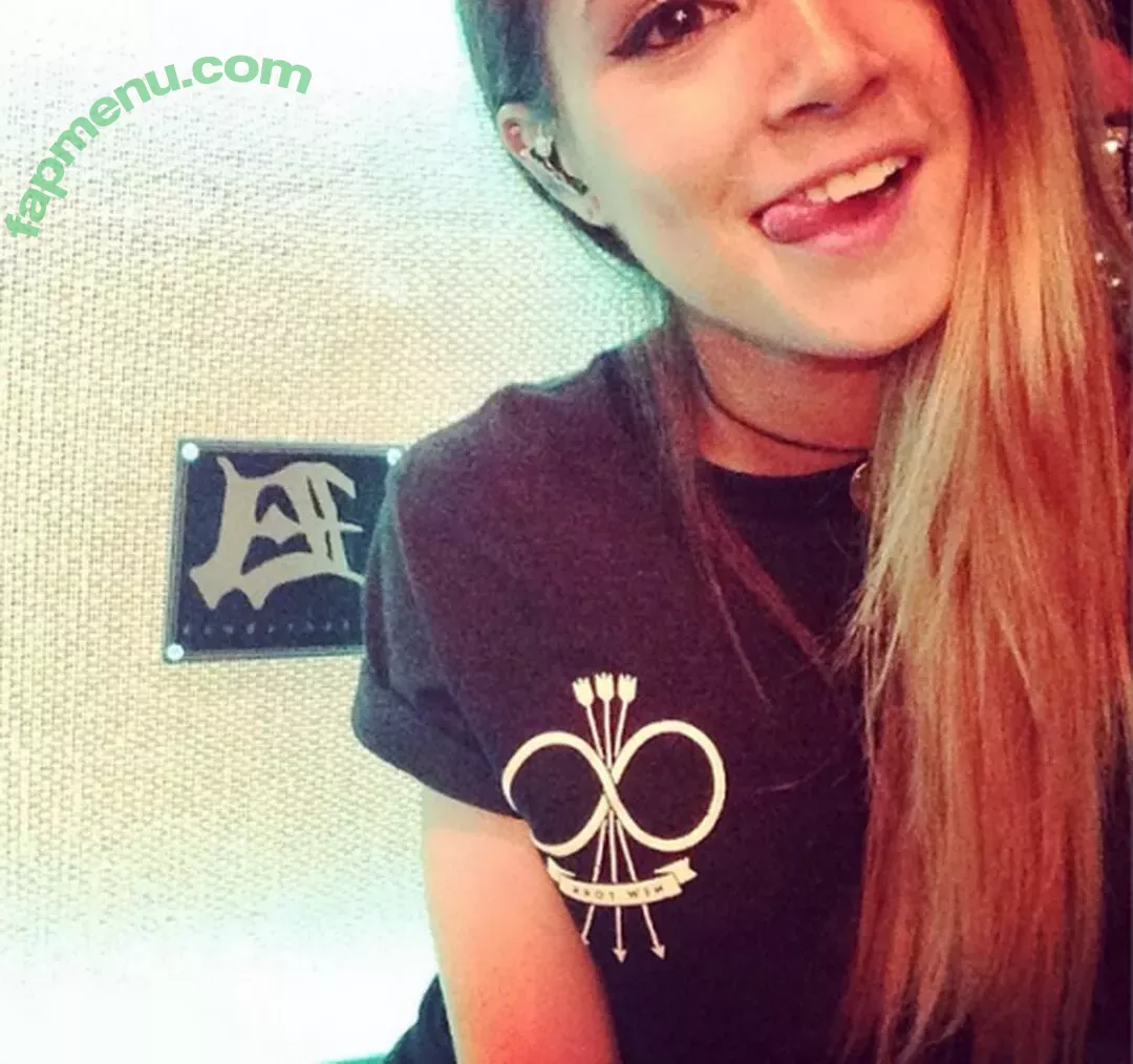 Chrissy Costanza nude photo #0236 (chrissycostanza)