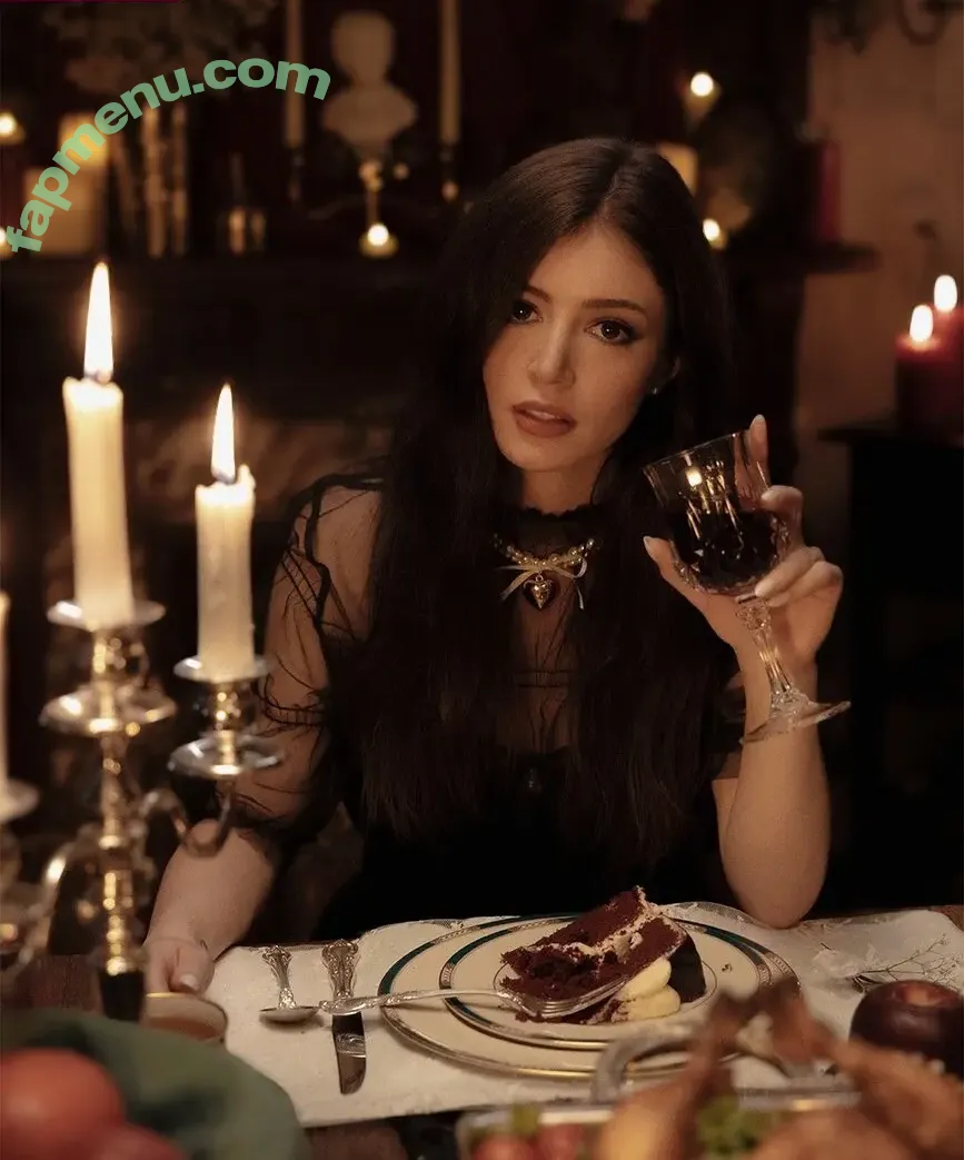 Chrissy Costanza nude photo #0591 (chrissycostanza)