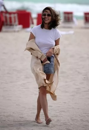 Chrissy Teigen / chrissyteigen nude photo #0039