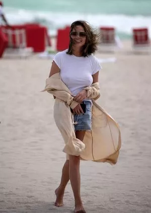 Chrissy Teigen / chrissyteigen nude photo #0048